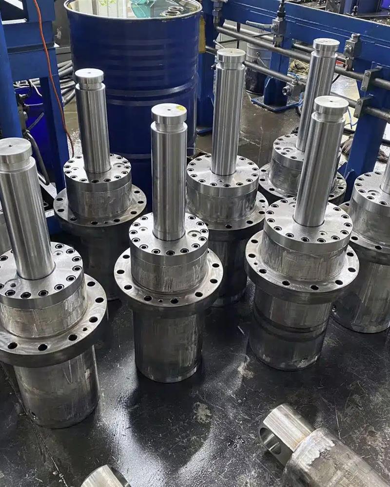 Hydraulic